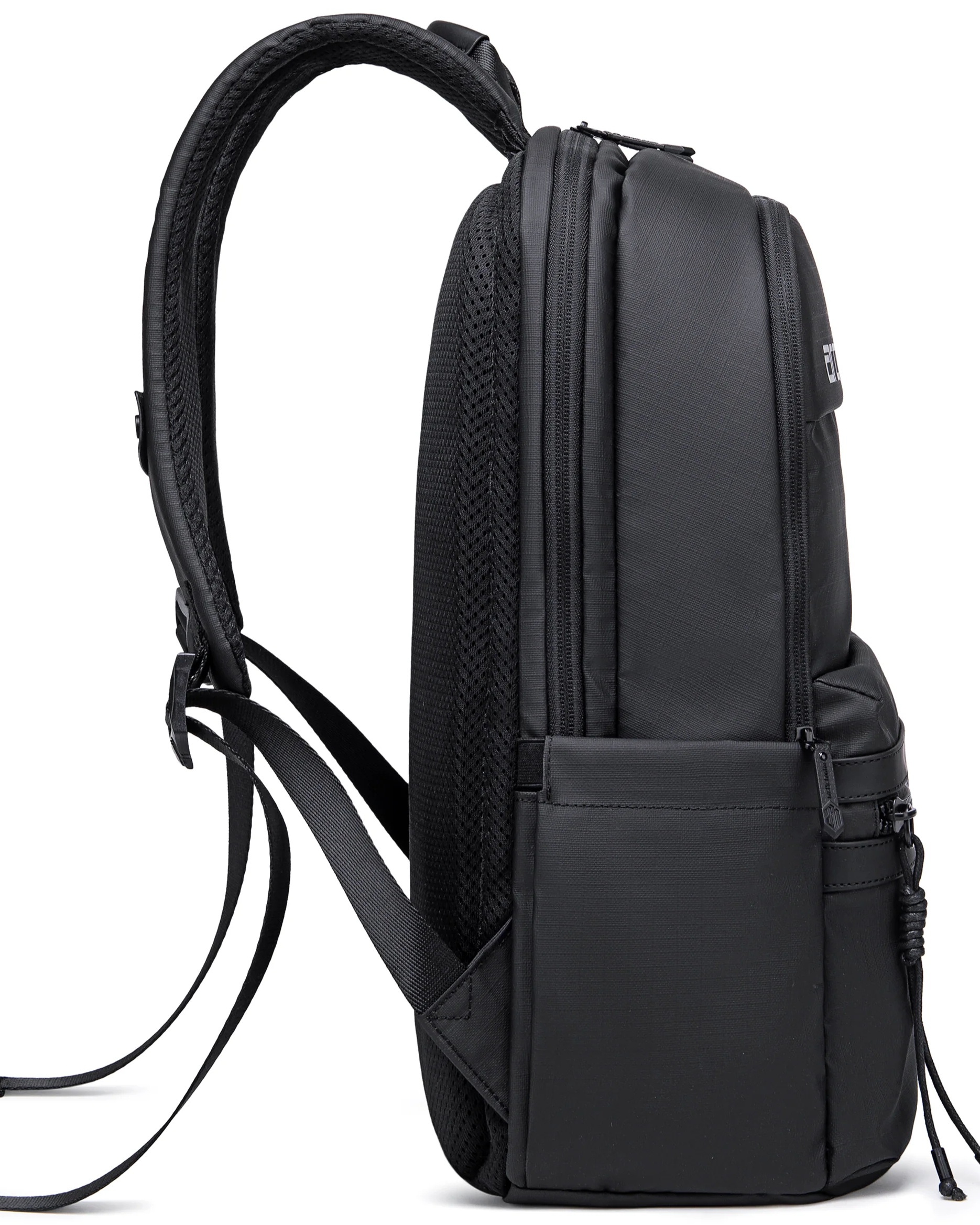 B00536 arctic hunter 04