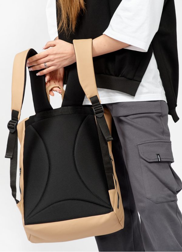 Рюкзак SamBag жіночий Roll Top LTT бежевого кольору - Зображення 6