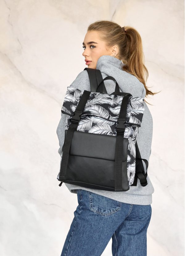 Рюкзак SamBag жіночий RollTop Milton Чорний з принтом Palm - Зображення 4